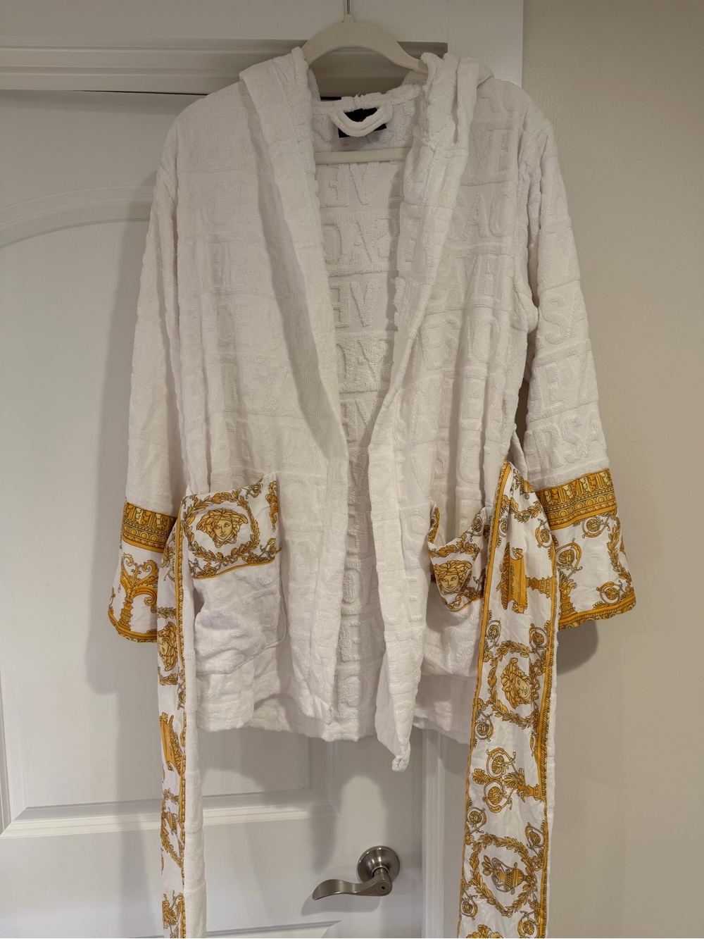 Versace Hooded Robe - Picture 5 of 8